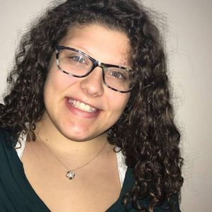 Meet your Posher, Holly